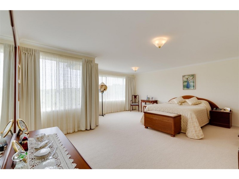 38 Ironbark Avenue, Flagstaff Hill SA 5159