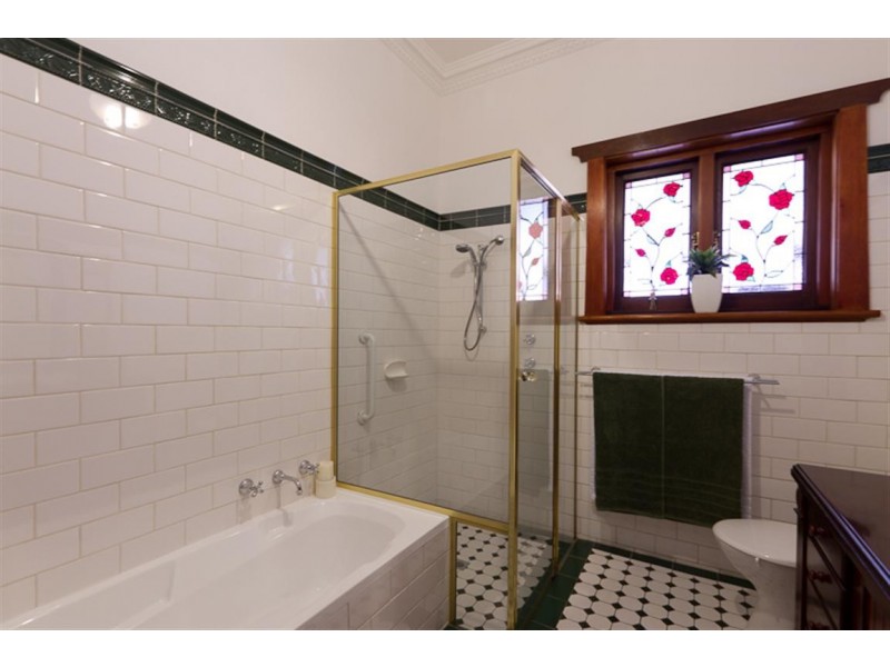 19 Thomas Street, Clarence Gardens SA 5039