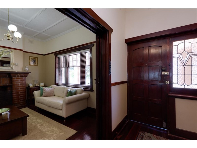 19 Thomas Street, Clarence Gardens SA 5039