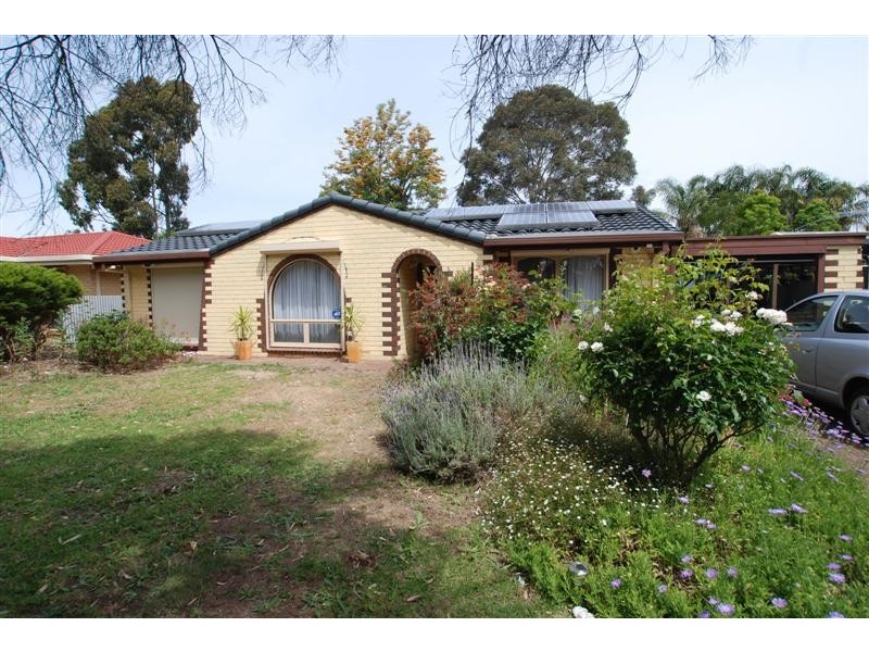 15 Pamela Street, Happy Valley SA 5159