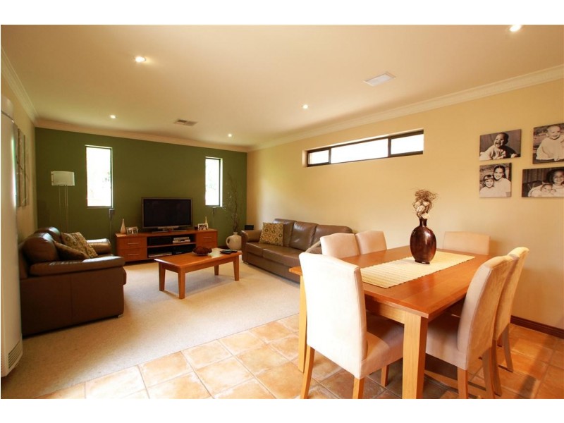 12 John Street, Seacliff Park SA 5049