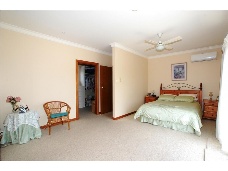 12 John Street, Seacliff Park SA 5049