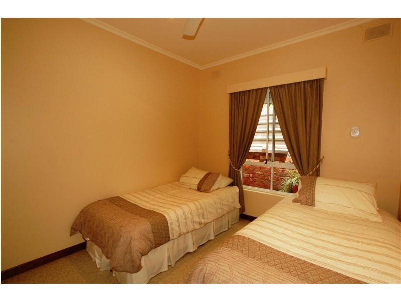 12 John Street, Seacliff Park SA 5049