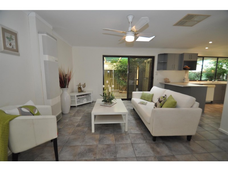 12 Muirfield Place, Morphett Vale SA 5162