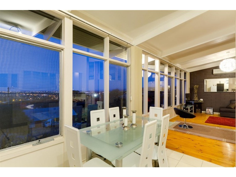 15 Ridgecrest Avenue, Darlington SA 5047