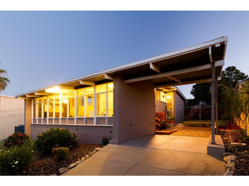 15 Ridgecrest Avenue, Darlington SA 5047