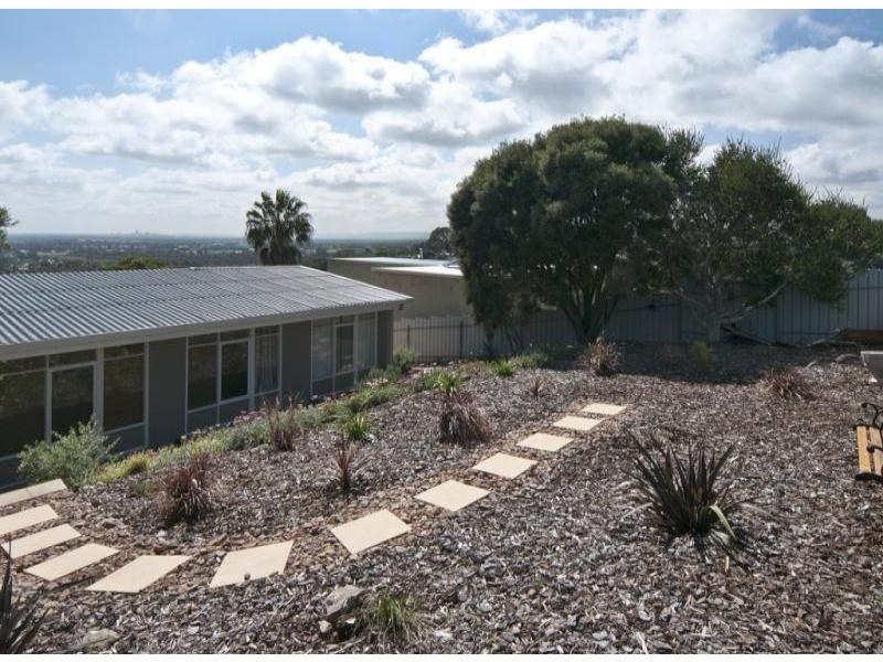 15 Ridgecrest Avenue, Darlington SA 5047