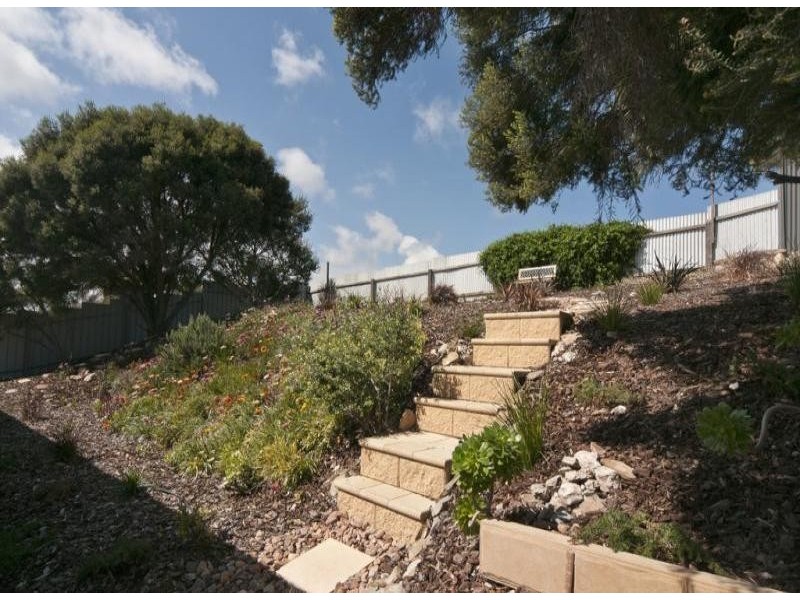 15 Ridgecrest Avenue, Darlington SA 5047