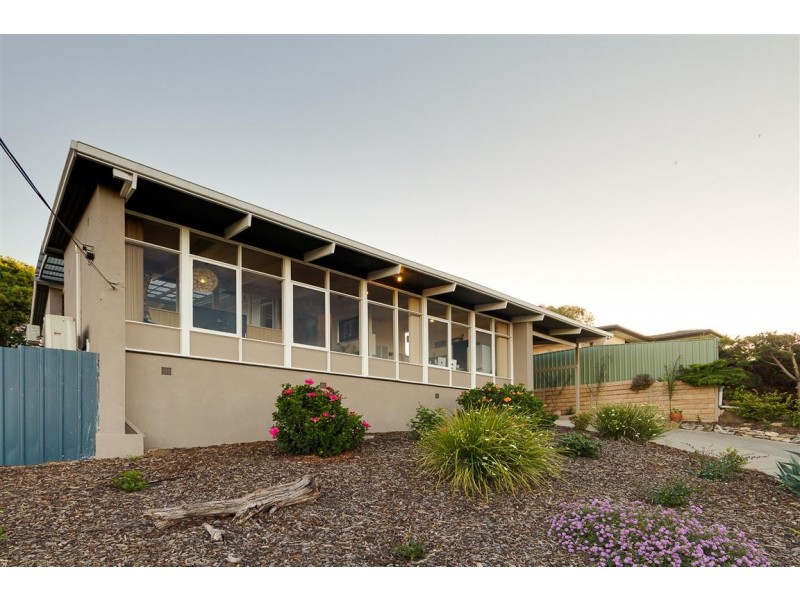 15 Ridgecrest Avenue, Darlington SA 5047