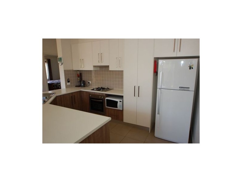 27 Burton Avenue, Park Holme SA 5043