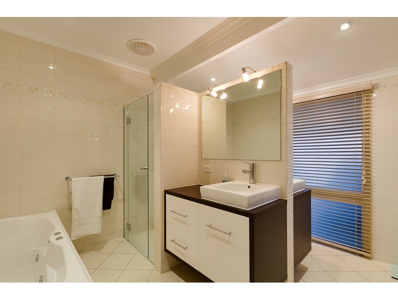 10 Bellaview Road, Flagstaff Hill SA 5159