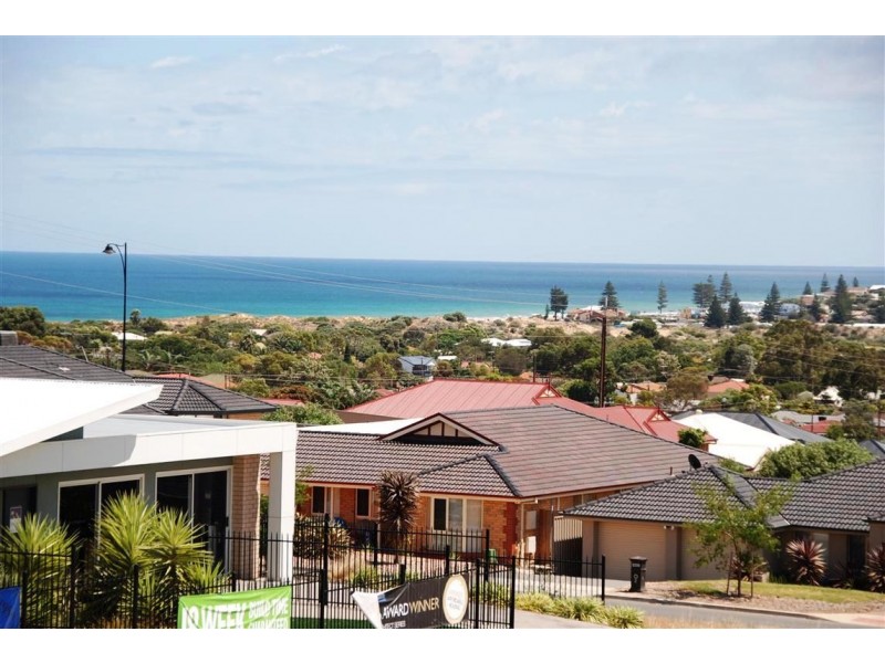 11 Esperance Boulevard, Seaford Rise SA 5169