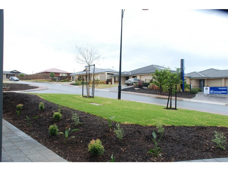 11 Esperance Boulevard, Seaford Rise SA 5169