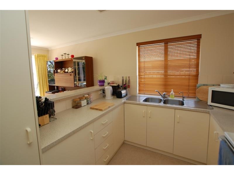 4 Tuscanny Way, Woodcroft SA 5162