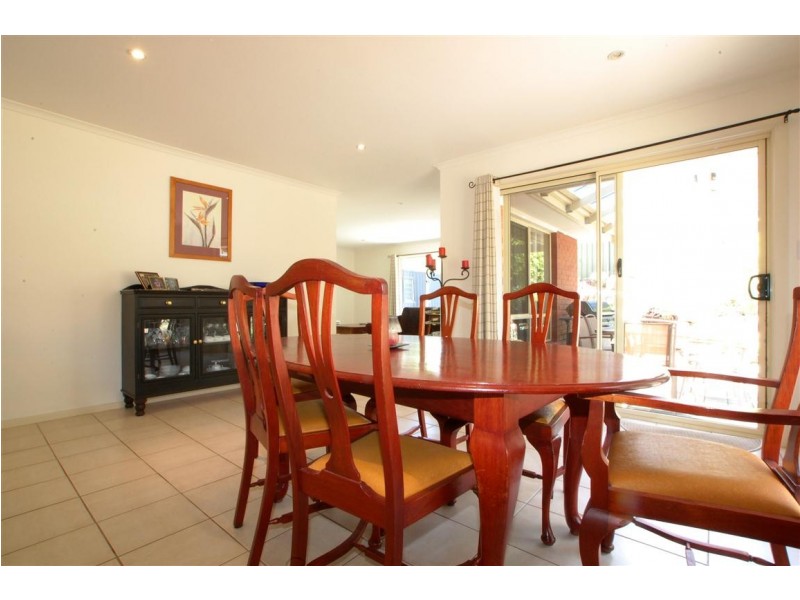 2 Ridge Place, Aberfoyle Park SA 5159