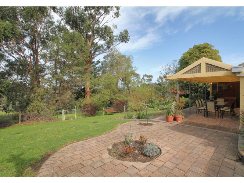27 Eve Road, Bellevue Heights SA 5050