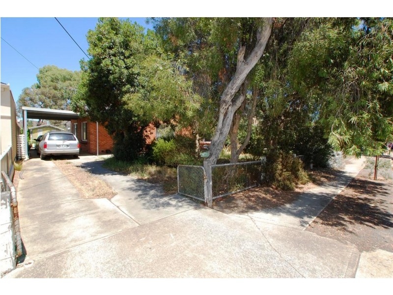 17 Second Avenue, Ascot Park SA 5043