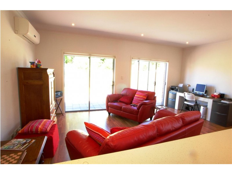 4 Brian Street, Marion SA 5043