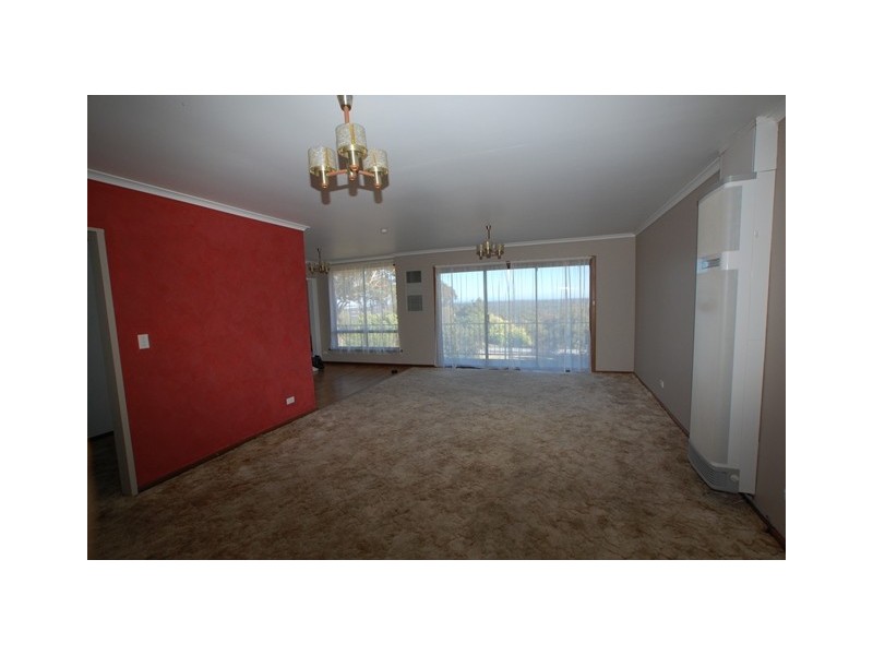 3 REDBANK, Happy Valley SA 5159