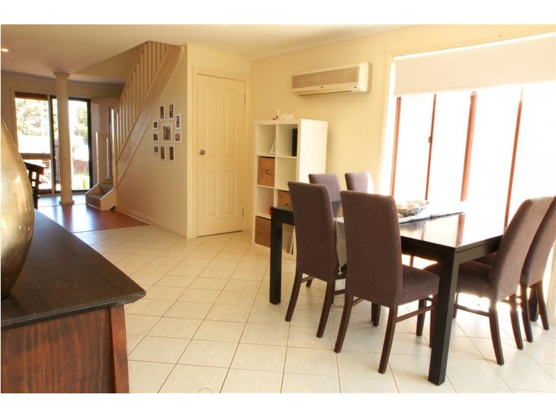 10 St Vincents Avenue, Hallett Cove SA 5158