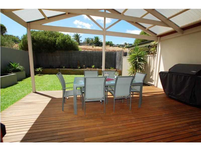10 St Vincents Avenue, Hallett Cove SA 5158