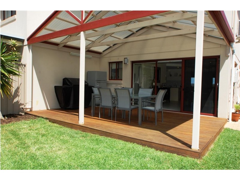 10 St Vincents Avenue, Hallett Cove SA 5158