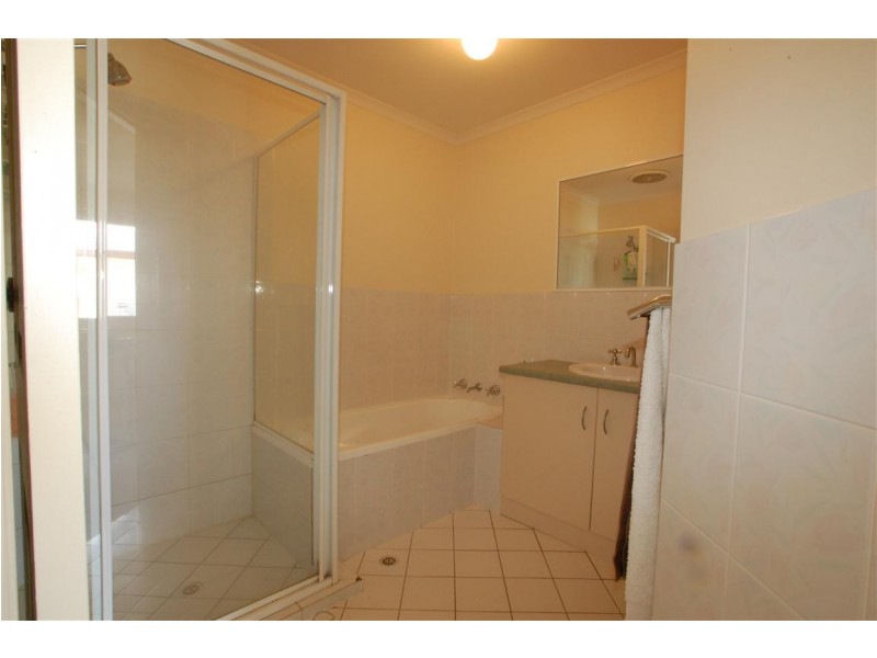 10 St Vincents Avenue, Hallett Cove SA 5158