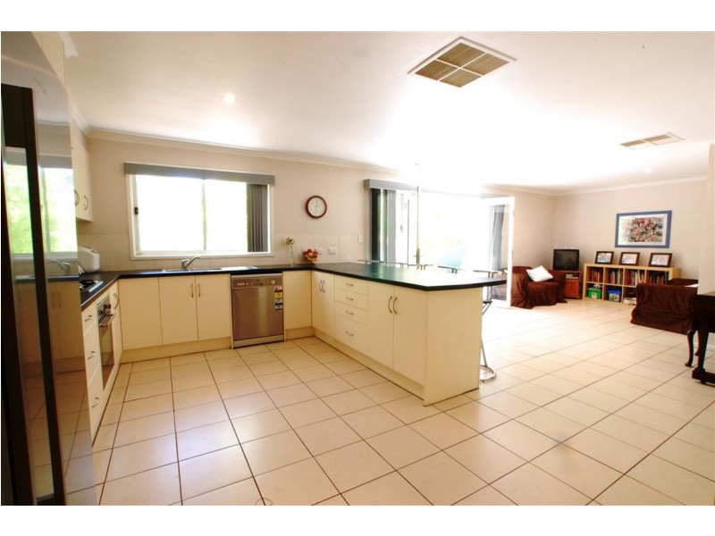 53 Carrickalinga Blvd, Aberfoyle Park SA 5159