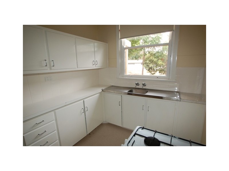 83 Nunyah Avenue, Park Holme SA 5043