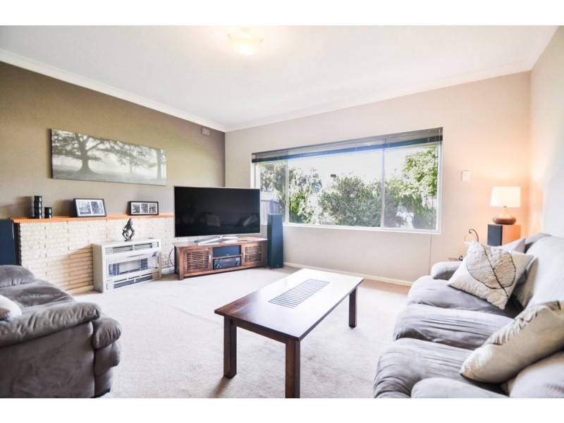 77 Beaconsfield Tce, Ascot Park SA 5043