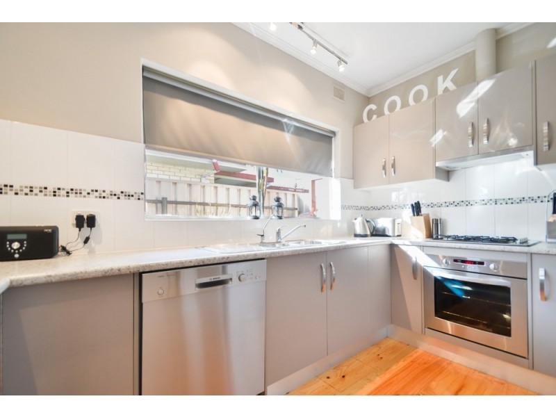 77 Beaconsfield Tce, Ascot Park SA 5043