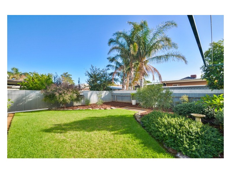77 Beaconsfield Tce, Ascot Park SA 5043