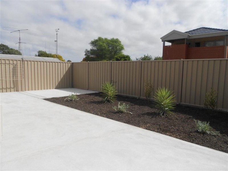 4 Fleming Avenue, Ridgehaven SA 5097