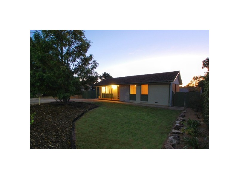 4 Hodge Court, Morphett Vale SA 5162