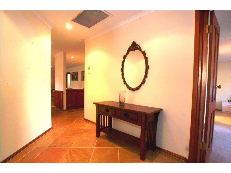 4 Springwood Court, Aberfoyle Park SA 5159