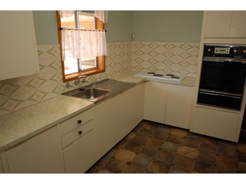 31 Winchester Street, Dover Gardens SA 5048