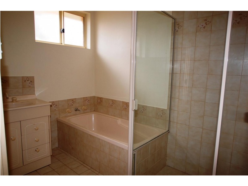 2, 27 Fifth Avenue, Ascot Park SA 5043