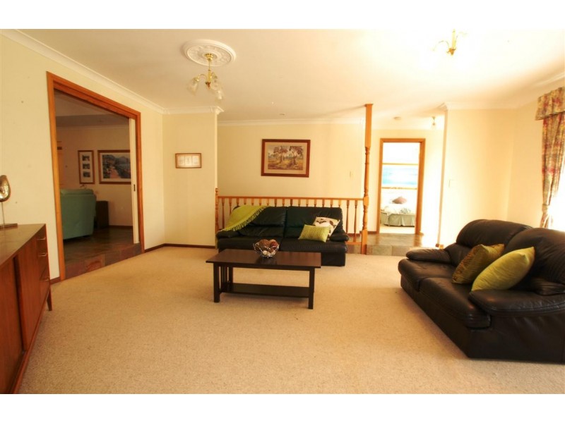 2 Federation Court, Bellevue Heights SA 5050