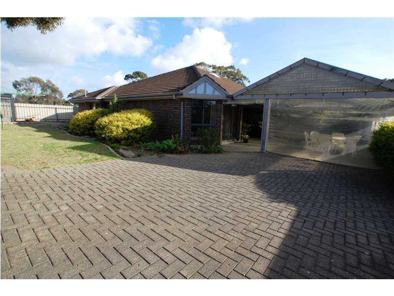 2 Federation Court, Bellevue Heights SA 5050