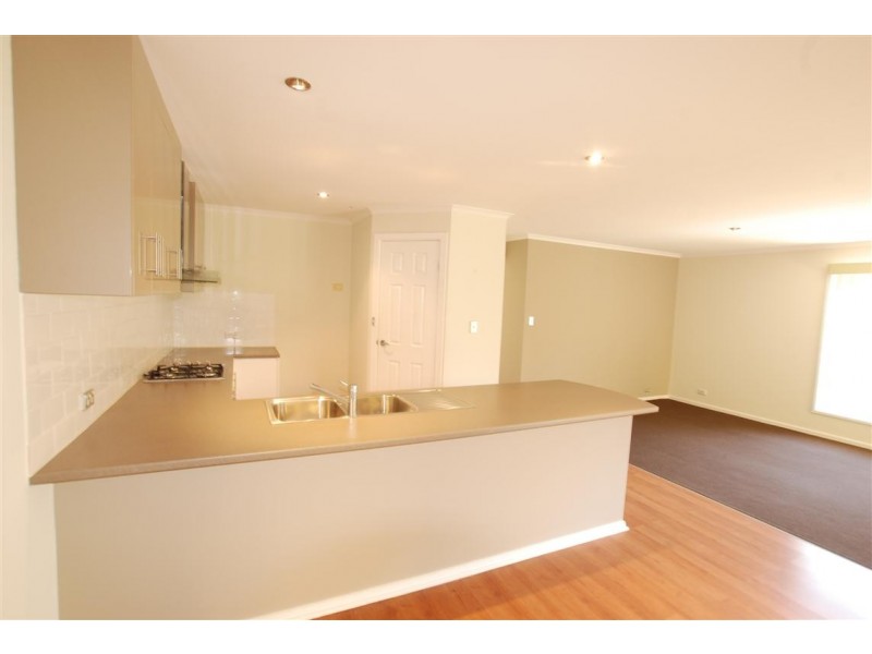 5 Vidmar Court, Woodcroft SA 5162
