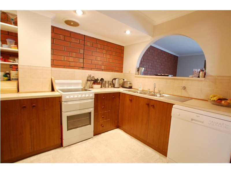 2/5 Wallala Avenue, Park Holme SA 5043