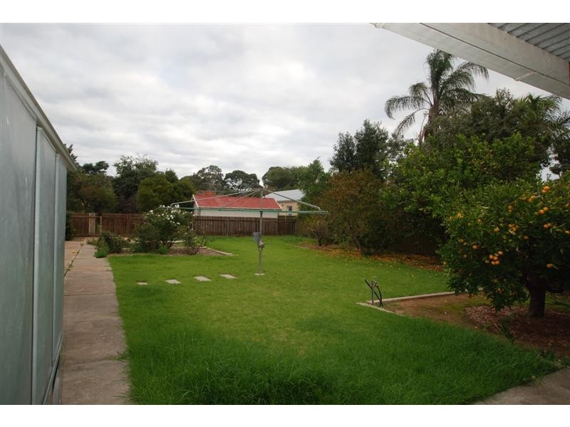 317 Oaklands Road, Marion SA 5043