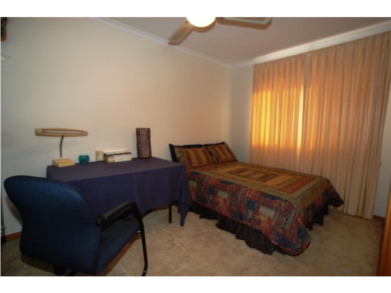 4 – 1 Barry Road, Oaklands Park SA 5046