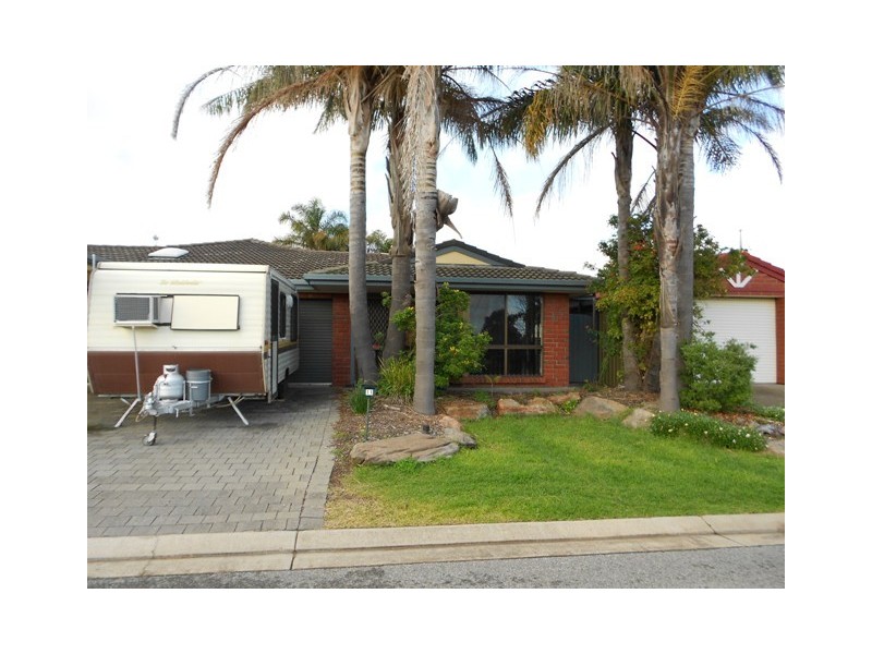 11 Coonawarra Close, Woodcroft SA 5162