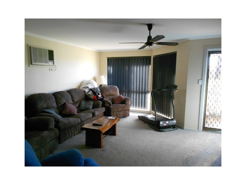 11 Coonawarra Close, Woodcroft SA 5162