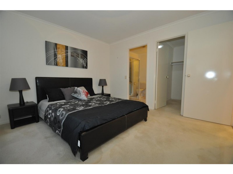 6 Westbury Court, Woodcroft SA 5162