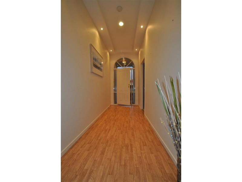 6 Westbury Court, Woodcroft SA 5162