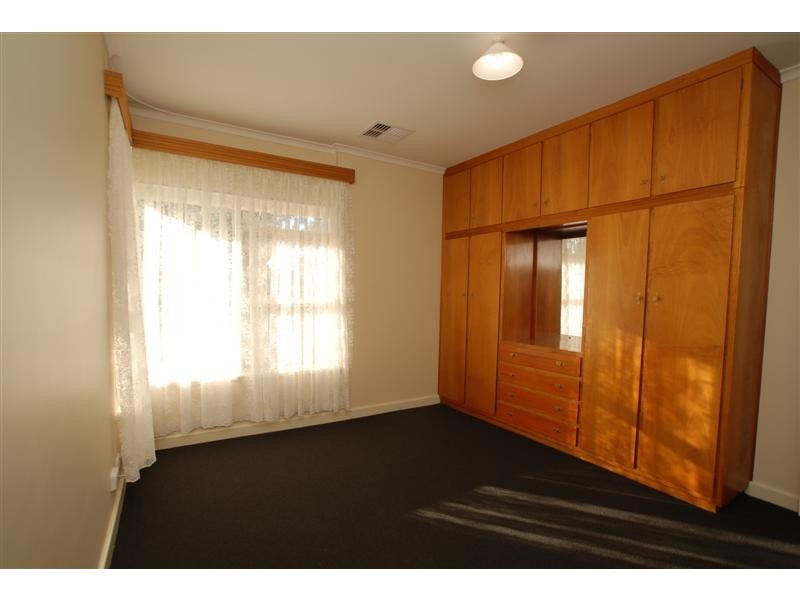 6 Bakara Street, Park Holme SA 5043