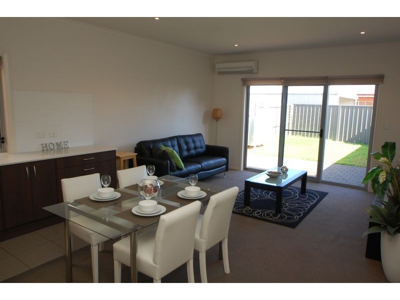 8A Rugby Street, Dover Gardens SA 5048