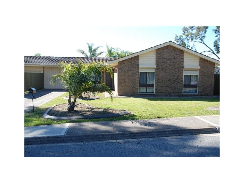 39 Byron Av, Clovelly Park SA 5042